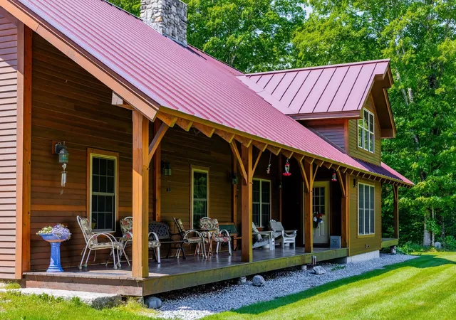 Photo 1 of Single family home for sale at 817 Topsham Rd, Newbury, VT 05051 | MLS# 5100037 | Listing updated on 2026-09-16