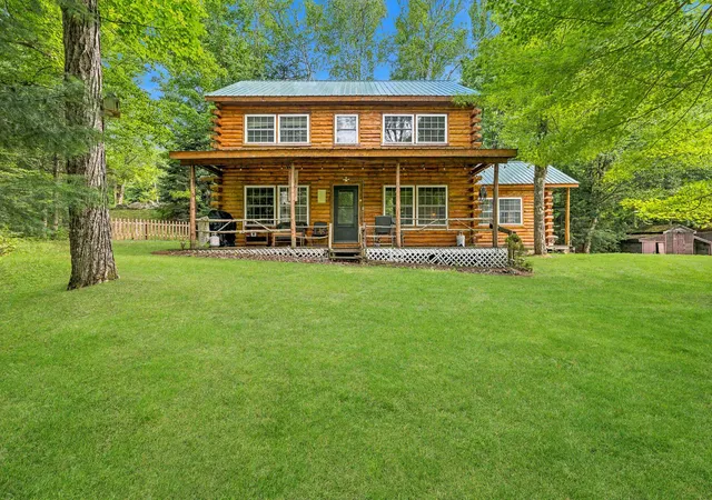 Photo 2 of Single family home for sale at 39 Simms Stream Rd, Colebrook, NH 03576 | MLS# 5100047 | Listing updated on 2026-08-24
