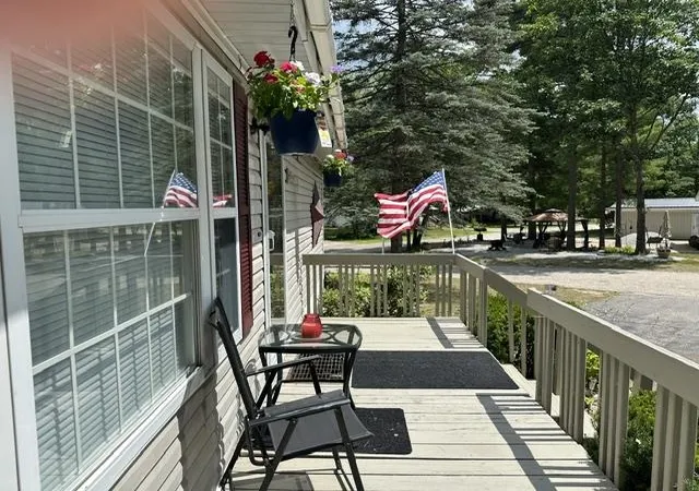 Photo 3 of Manufactured home for sale at 44 Castle Dr, North Conway, NH 03860 | MLS# 5100050 | Listing updated on 2026-09-11