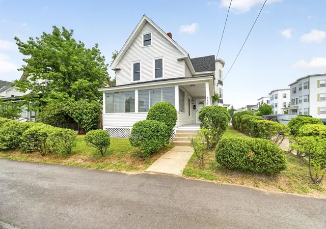 Single family home for sale at 383 Wilson St, Manchester, NH 03103 | MLS# 5100058