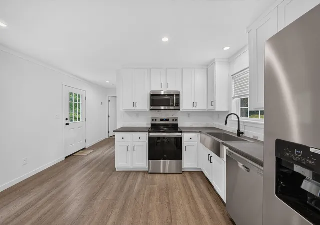 Photo 3 of Manufactured home for sale at 111 Old Brookline Rd #2, Milford, NH 03055 | MLS# 5100064 | Listing updated on 2026-09-01