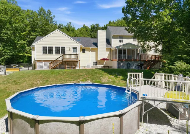 2nd image of 125 Walnut Hill Rd, Derry, NH 03038 | MLS# 5100069