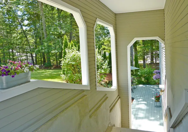 Photo 3 of Sale Pending at 68 Heather Ct, Nashua, NH 03062 | MLS# 5100081 | Listing updated on 2026-09-16