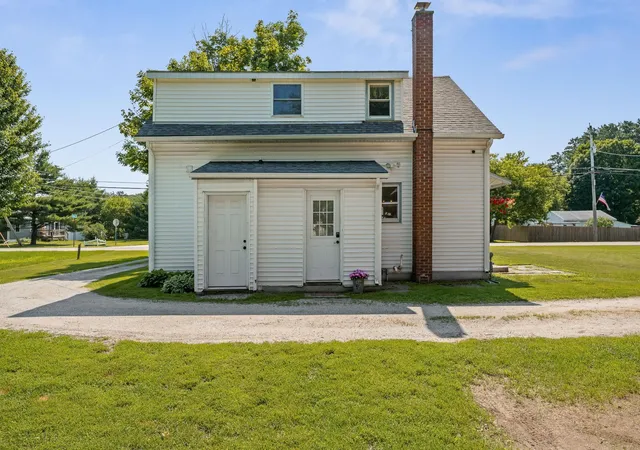 Photo 4 of Sale Pending at 411 Ethan Allen Hwy, Milton, VT 05468 | MLS# 5100097 | Listing updated on 2026-08-30