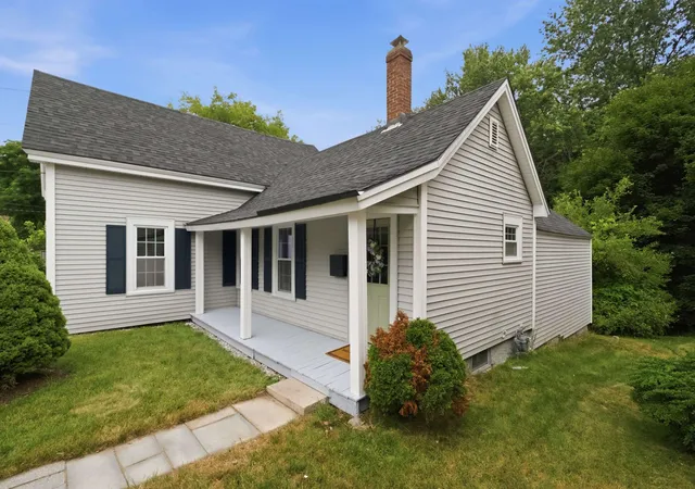 2nd image of 72 Franklin St, Concord, NH 03301 | MLS# 5100131