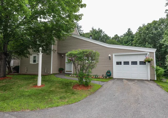 Photo 2 of Sale Pending at 82 Winterwood Dr, Londonderry, NH 03053 | MLS# 5100143 | Listing updated on 2026-07-19