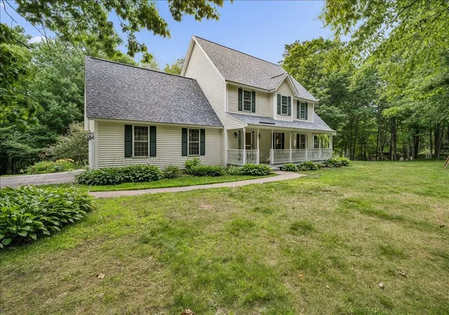 1st image of 11 Hedman Ln, Temple, NH 03084 | MLS# 5100175