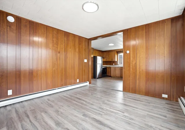 Photo 3 of Single family home for sale at 8 Lawton St, Manchester, NH 03103 | MLS# 5100187 | Listing updated on 2026-07-20