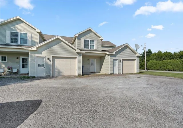 Photo 1 of Townhouse for sale at 1002 Cook Rd, Saint Albans, VT 05478 | MLS# 5100221 | Listing updated on 2026-08-28