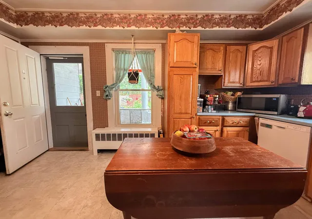 Photo 3 of Single family home for sale at 543 Pleasant St, West Rutland, VT 05777 | MLS# 5100223 | Listing updated on 2026-09-02