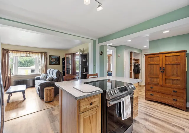 Photo 4 of Sale Pending at 32 Rollins Rd, Rollinsford, NH 03869 | MLS# 5100236 | Listing updated on 2026-08-28