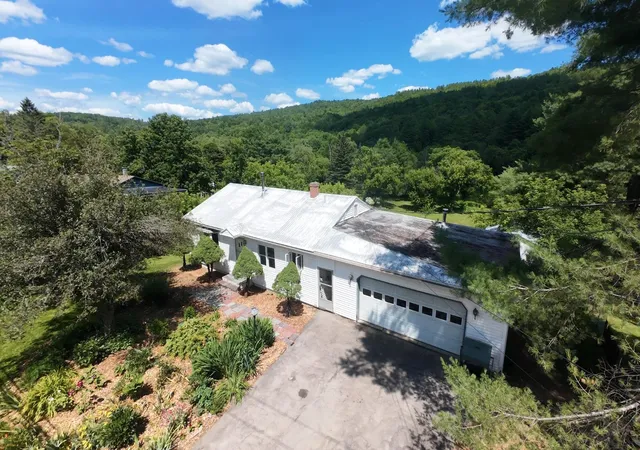 Photo 2 of Single family home for sale at 663 Elm St, Montpelier, VT 05602 | MLS# 5100256 | Listing updated on 2026-09-24
