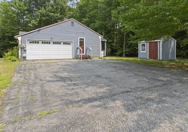 Photo 3 of Single family home for sale at 16 Watson Dr, Rochester, NH 03867 | MLS# 5100262 | Listing updated on 2026-09-08