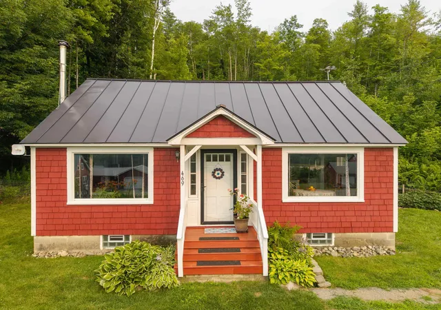 Photo 3 of Single family home for sale at 469 Whitefield Rd, Dalton, NH 03598 | MLS# 5100268 | Listing updated on 2026-09-08