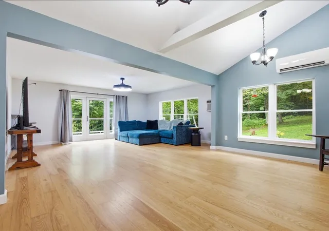 Photo 4 of Single family home for sale at 1093 East Hill Rd, Richmond, VT 05477 | MLS# 5100289 | Listing updated on 2026-09-12