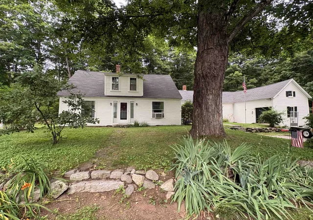 Photo 1 of Single family home for sale at 111 Barton Corner Rd, Contoocook, NH 03229 | MLS# 5100299 | Listing updated on 2026-09-12