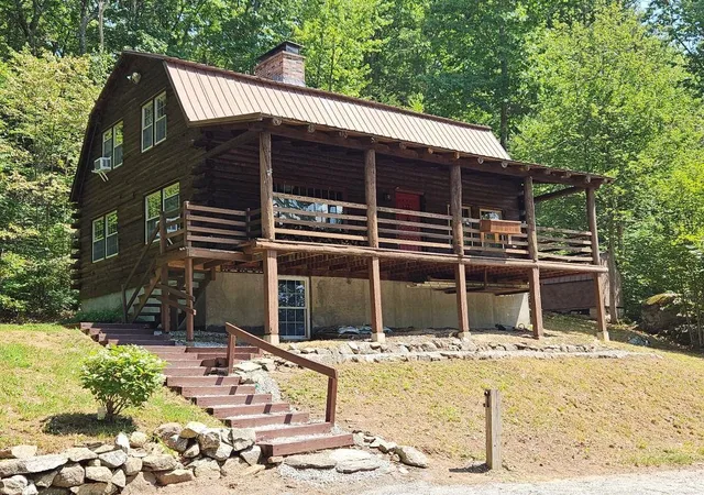 Photo 2 of Single family home for sale at 423 Old Walpole Rd, Keene, NH 03431 | MLS# 5100301 | Listing updated on 2026-07-28