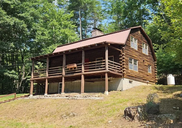 Photo 2 of Single family home for sale at 423 Old Walpole Rd, Keene, NH 03431 | MLS# 5100301 | Listing updated on 2026-07-28