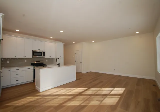 Photo 3 of Townhouse for sale at 3A Dearborn Cir, Goffstown, NH 03045 | MLS# 5100312 | Listing updated on 2026-09-14