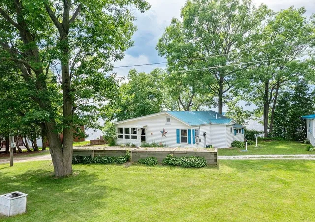 Photo 1 of Single family home for sale at 158 Lakewood Dr, Swanton, VT 05488 | MLS# 5100314 | Listing updated on 2026-08-04