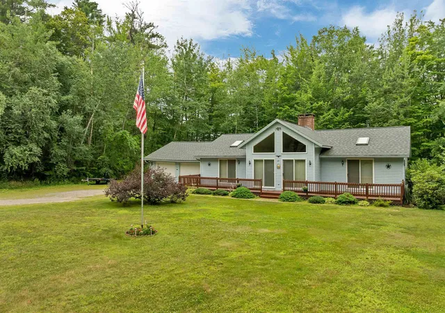 Photo 3 of Single family home for sale at 23 Cross Ln, Gilford, NH 03249 | MLS# 5100341 | Listing updated on 2026-09-13