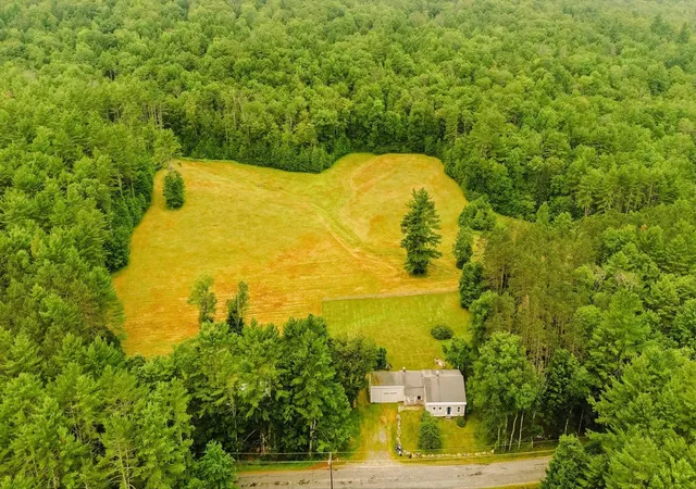 Photo 4 of Single family home for sale at 417 Stage Rd, Charlestown, NH 03603 | MLS# 5100345 | Listing updated on 2026-09-07