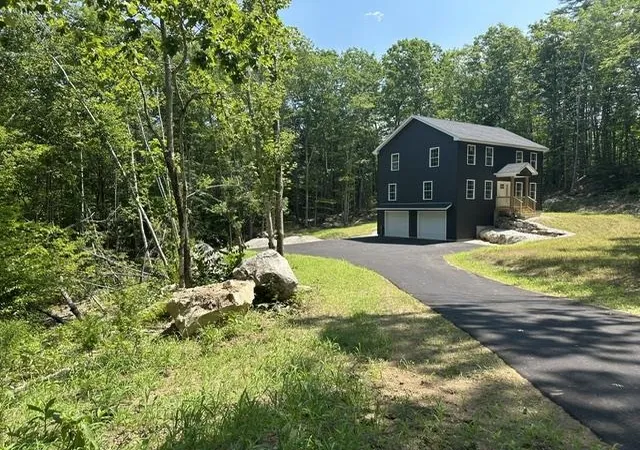 Photo 3 of Single family home for sale at 173 Suncook Valley Rd, Alton, NH 03809 | MLS# 5100354 | Listing updated on 2026-09-17