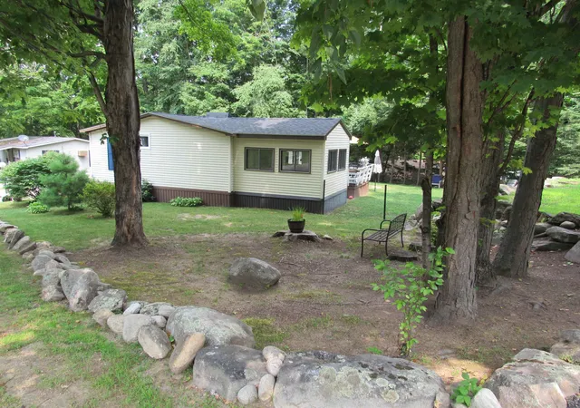 Photo 1 of Manufactured home for sale at 14 Rim Rd, Danville, NH 03819 | MLS# 5100365 | Listing updated on 2026-09-14