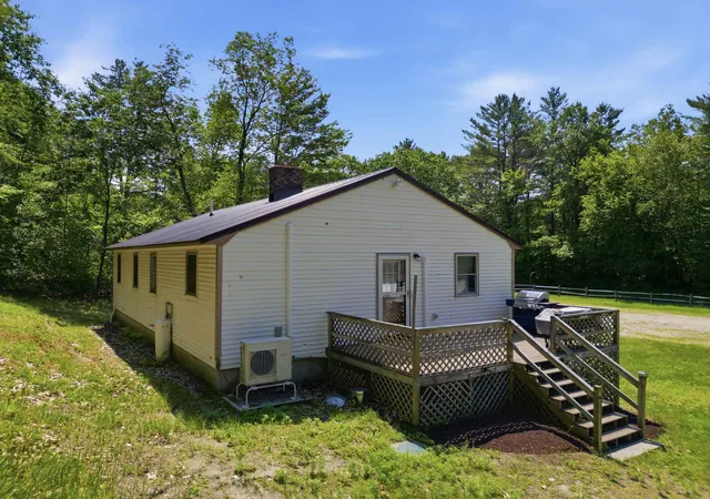 5th image of 39 Bullseye Curve Rd, Wentworth, NH 03282 | MLS# 5100379
