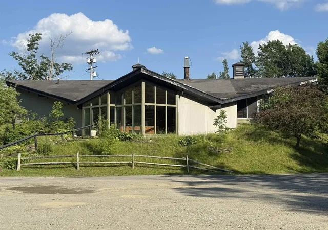 Photo 1 of Multi family home for sale at 527 Sugarbush Access Rd, Warren, VT 05674 | MLS# 5100428 | Listing updated on 2026-07-17