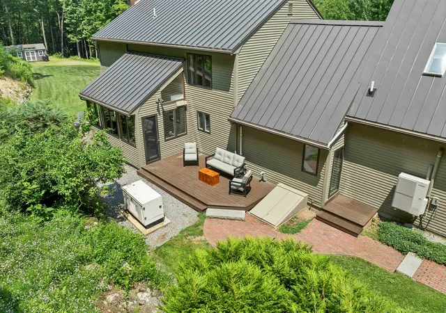 5th image of 8 West Gate Dr, Bow, NH 03304 | MLS# 5100436