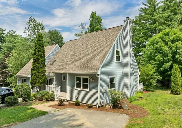 Photo 2 of Single family home for sale at 34 Kristen Dr, Laconia, NH 03246 | MLS# 5100437 | Listing updated on 2026-09-10