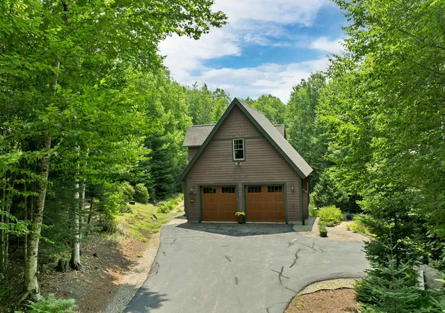 3rd image of 42 Cascade Ridge Rd, Waterville Valley, NH 03215 | MLS# 5100479