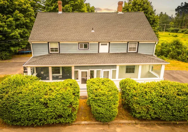 Photo 3 of Townhouse for sale at 184A Echo Ave, Portsmouth, NH 03801 | MLS# 5100497 | Listing updated on 2026-09-27