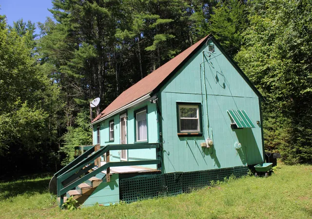 Photo 2 of Single family home for sale at 684 Swett Rd, Danville, VT 05828 | MLS# 5100502 | Listing updated on 2026-08-01