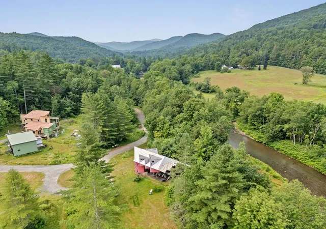 Photo 3 of Single family home for sale at 149 Folsom Brook Dr, Waitsfield, VT 05673 | MLS# 5100511 | Listing updated on 2026-07-17
