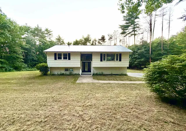 2nd image of 12 Hethlon Rd, Canterbury, NH 03224 | MLS# 5100528
