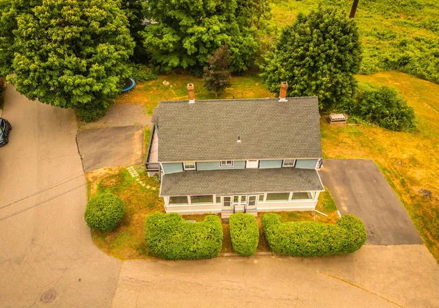 Photo 4 of Multi family home for sale at 184 Echo Ave, Portsmouth, NH 03801 | MLS# 5100531 | Listing updated on 2026-09-27