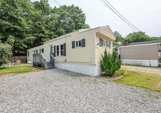 1st image of 14 Christmas Tree Park, Epsom, NH 03234 | MLS# 5100532