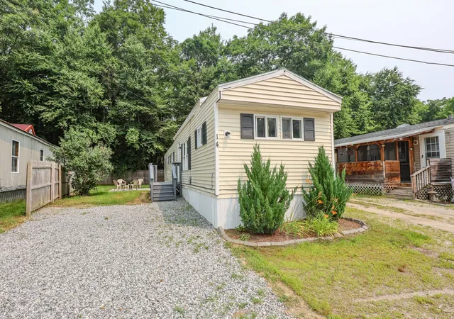 2nd image of 14 Christmas Tree Park, Epsom, NH 03234 | MLS# 5100532