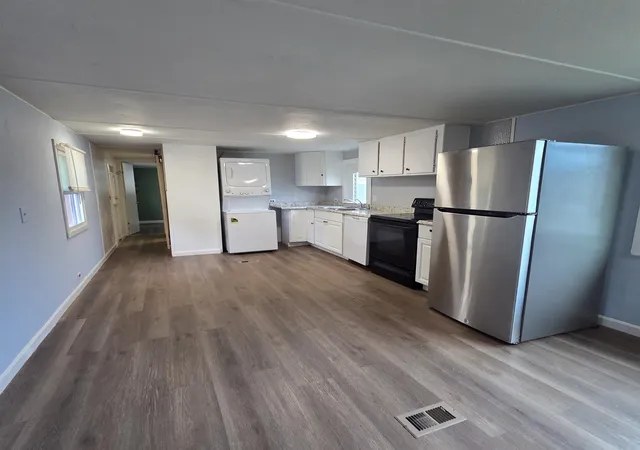 Photo 4 of Manufactured home for sale at 26 Blue Jay Ct, Keene, NH 03431 | MLS# 5100541 | Listing updated on 2026-09-20