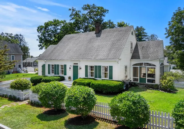 Photo 2 of Sale Pending at 16 Brookline St, Nashua, NH 03064 | MLS# 5100545 | Listing updated on 2026-07-28