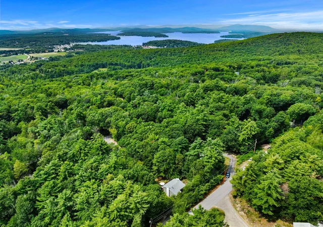 5th image of 235 Chestnut Dr, Gilford, NH 03249 | MLS# 5100552