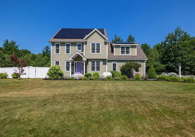 1st image of 7 Limerick Dr, Chichester, NH 03258 | MLS# 5100574
