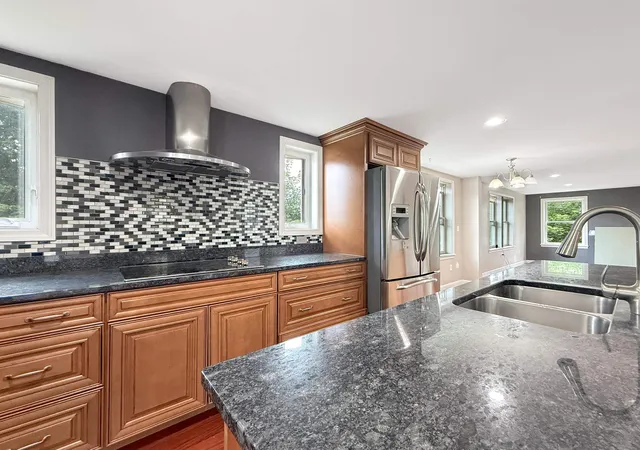 Photo 3 of Single family home for sale at 465 Hillside Ave, Berlin, NH 03570 | MLS# 5100577 | Listing updated on 2026-08-04