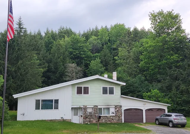Photo 1 of Single family home for sale at 1059 Rte 15 E Rte, Morrisville, VT 05661 | MLS# 5100584 | Listing updated on 2026-08-20