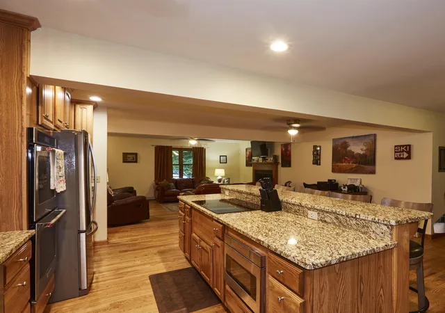 Photo 3 of Single family home for sale at 1649 E Manchester Rd, Manchester Center, VT 05255 | MLS# 5100596 | Listing updated on 2026-07-31