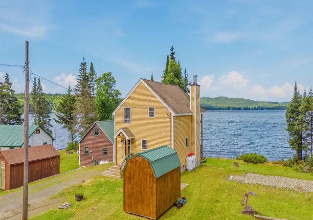 Photo 2 of Single family home for sale at 217 Beach Rd, Pittsburg, NH 03592 | MLS# 5100598 | Listing updated on 2026-09-09
