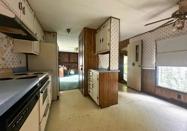 Photo 4 of Manufactured home for sale at 20 Kings Row, Epsom, NH 03234 | MLS# 5100635 | Listing updated on 2026-07-31