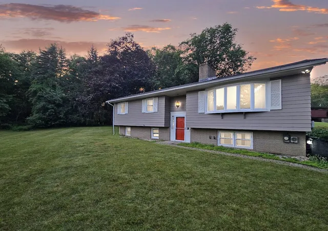 Photo 1 of Single family home for sale at 6 Juniper Hill Rd, Springfield, VT 05156 | MLS# 5100642 | Listing updated on 2026-08-22